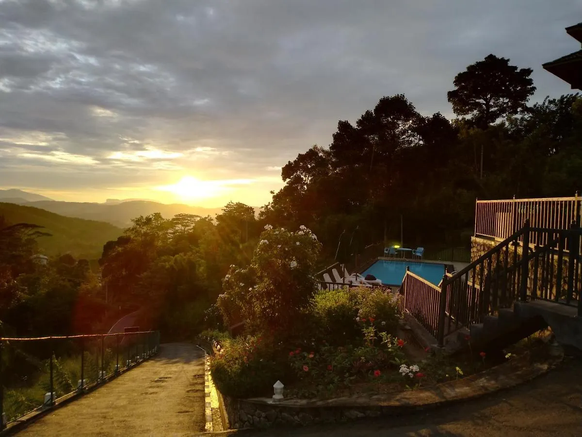 The Grand Hills Bed & Breakfast Kandy 4*,  Sri Lanka